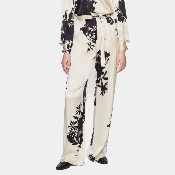 Equipment Femme Evonne Cream Floral Silk Belted Trousers